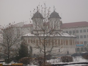 Biserica Sf Arhangheli Mihail și Gavriil din Tg Jiu