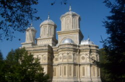 Curtea de Argeș