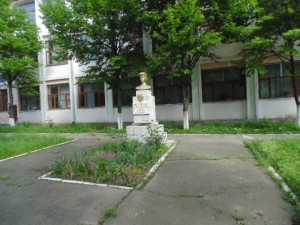 Liceul de Arte, Tg Jiu