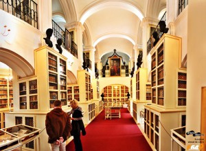 Interior-din-Biblioteca-Teleki-Bolyai