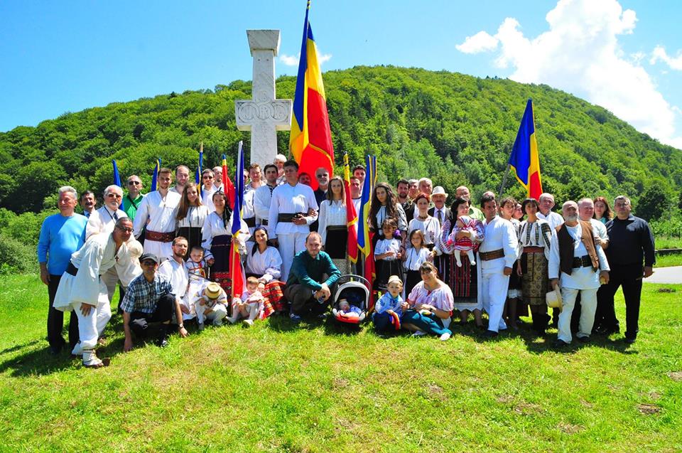 10358146_815461681811627_2744583142378213723_n