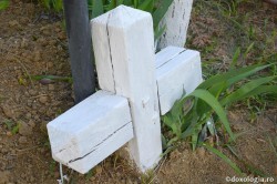 Cruci cimitir