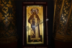 Curtea de Arges21