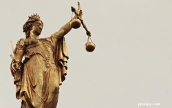 justitie-statuie