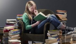 Asociația Talentelor și Ministerul Educației și Cercetării derulează programul „O CARTE PENTRU TINE”.