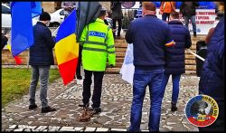 Politia în lanțuri/Glasul info