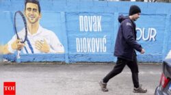 I stand with Novak