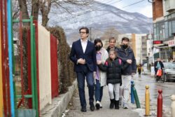 Presedintele Macedoniei Stevo Pendarovski  - Sindrom Down