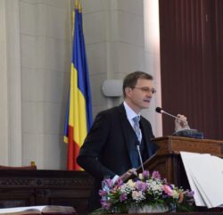 Acad. Ioan Aurel Pop