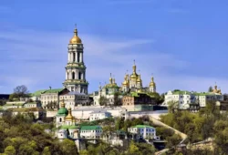 Lavra Pecerska