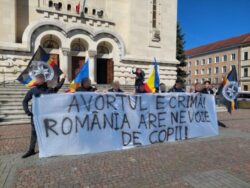 Avort / Comunitatea Identitară