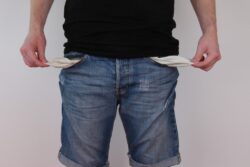 trouser-pockets / buzunare goale