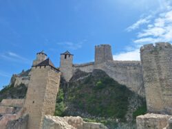 Cetatea Golubăț