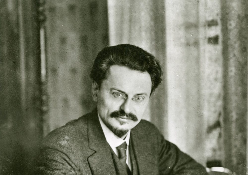 Leon Trotzky or Lev Davidovich Bronstein (1879 - 1940) Russian Communist leader in the year he became the People's Commissar for War     Date: 1918