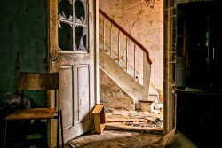 lost-places-3035877_1280